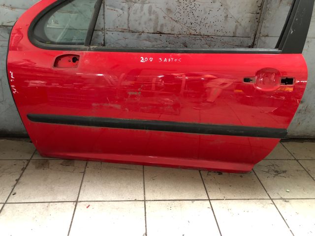 bontott PEUGEOT 207 Bal első Ajtó (Üres lemez)