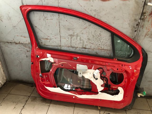bontott PEUGEOT 207 Bal első Ajtó (Üres lemez)