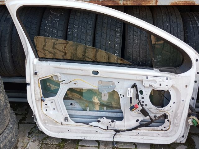 bontott PEUGEOT 207 Bal első Ajtó (Üres lemez)