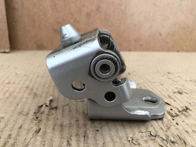 bontott PEUGEOT 207 Bal első Ajtóhatároló