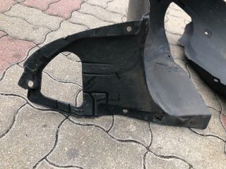 bontott PEUGEOT 207 Bal első Dobbetét (Kerékjárati, Műanyag)