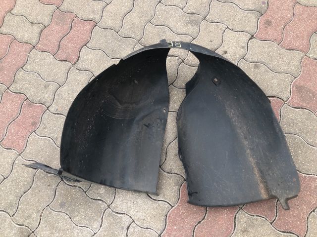 bontott PEUGEOT 207 Bal első Dobbetét (Kerékjárati, Műanyag)