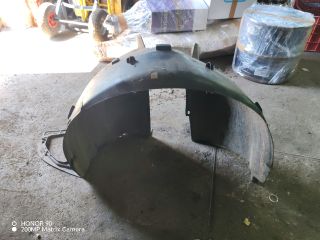 bontott PEUGEOT 207 Bal első Első Dobbetét (Kerékjárati, Műanyag)