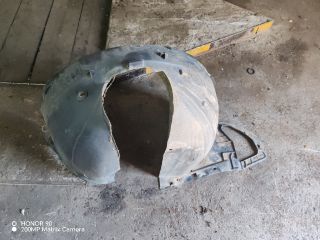 bontott PEUGEOT 207 Bal első Első Dobbetét (Kerékjárati, Műanyag)