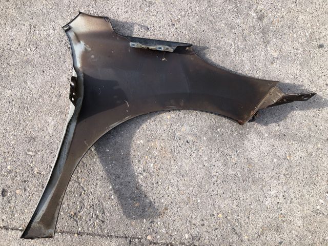 bontott PEUGEOT 207 Bal első Sárvédő