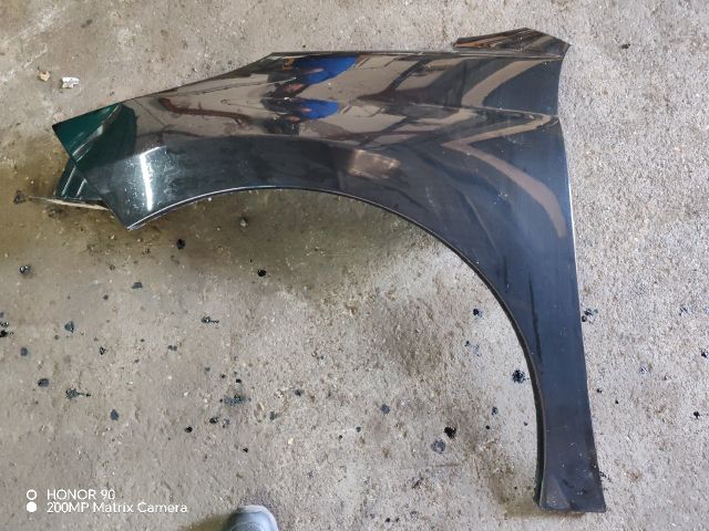 bontott PEUGEOT 207 Bal első Sárvédő