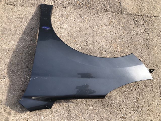 bontott PEUGEOT 207 Bal első Sárvédő