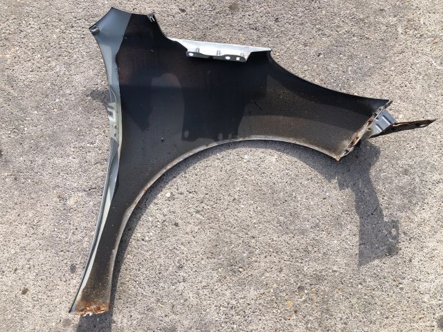 bontott PEUGEOT 207 Bal első Sárvédő