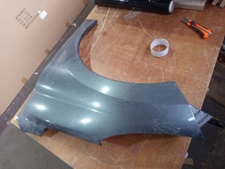 bontott PEUGEOT 207 Bal első Sárvédő