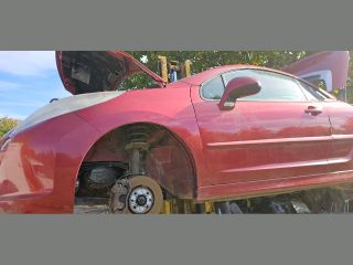bontott PEUGEOT 207 Bal első Sárvédő