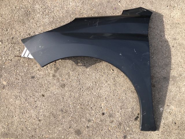 bontott PEUGEOT 207 Bal első Sárvédő