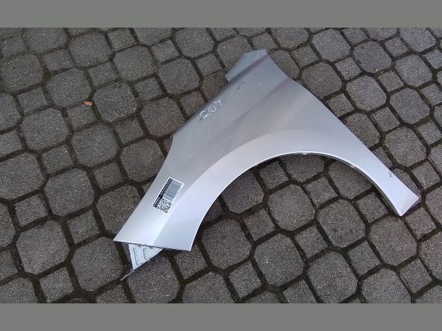 bontott PEUGEOT 207 Bal első Sárvédő
