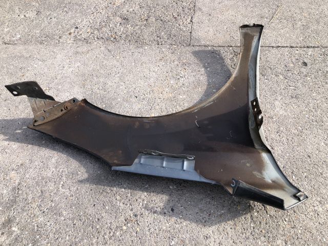 bontott PEUGEOT 207 Bal első Sárvédő