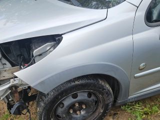bontott PEUGEOT 207 Bal első Sárvédő