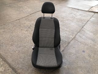 bontott PEUGEOT 207 Bal első Ülés