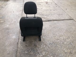 bontott PEUGEOT 207 Bal első Ülés