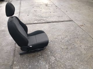 bontott PEUGEOT 207 Bal első Ülés