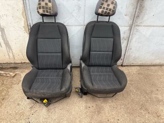 bontott PEUGEOT 207 Bal első Ülés