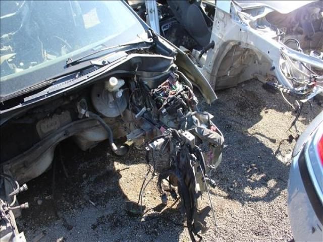 bontott PEUGEOT 207 Bal első Ütközéscsillapító