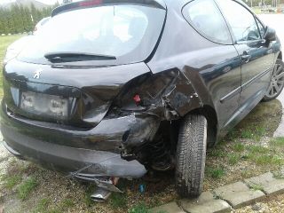 bontott PEUGEOT 207 Bal Gólyaláb Csonkállvánnyal