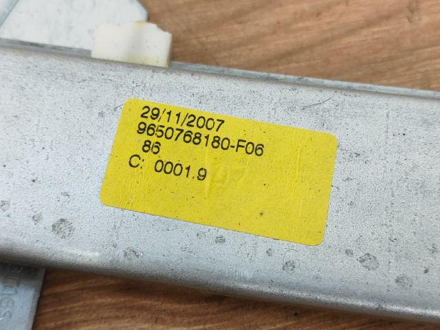 bontott PEUGEOT 207 Bal hátsó Ablakemelő Szerkezet (Mechanikus)