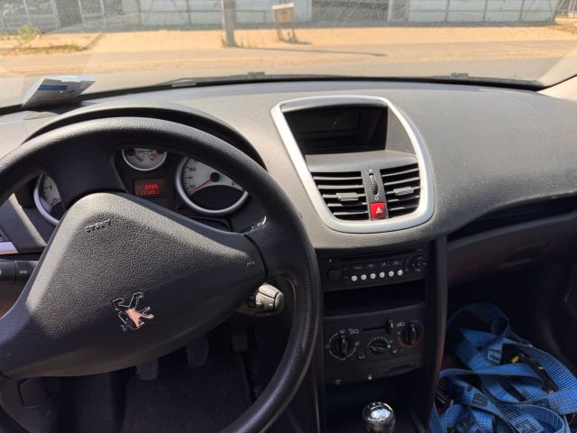 bontott PEUGEOT 207 Bal hátsó Ajtó (Részeivel)