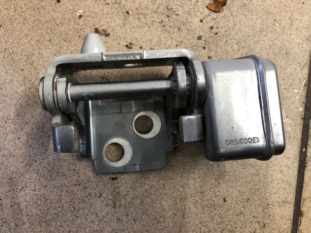 bontott PEUGEOT 207 Bal hátsó Ajtóhatároló