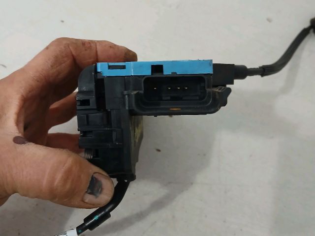 bontott PEUGEOT 207 Bal hátsó Ajtózár