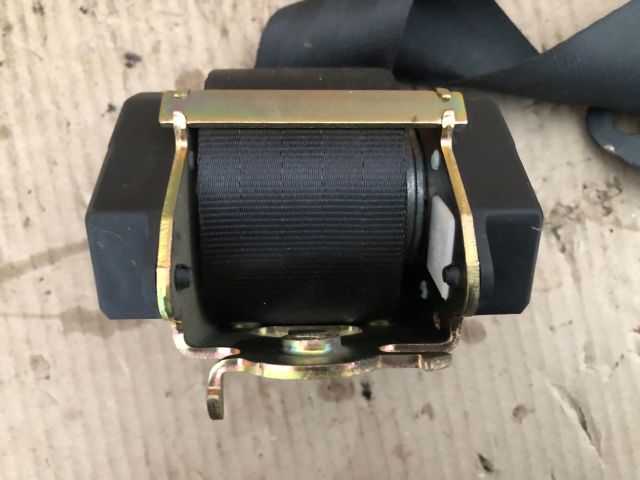 bontott PEUGEOT 207 Bal hátsó Biztonsági Öv