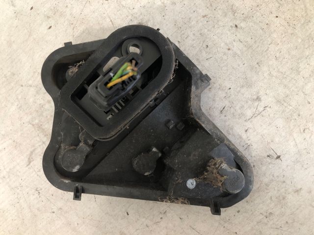 bontott PEUGEOT 207 Bal Hátsó Lámpa Foglalat