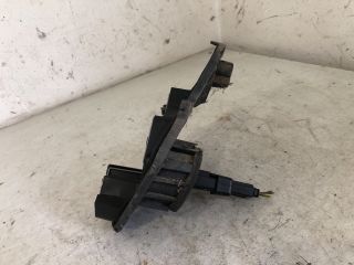 bontott PEUGEOT 207 Bal Hátsó Lámpa Foglalat