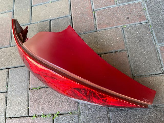 bontott PEUGEOT 207 Bal Hátsó Lámpa