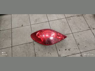 bontott PEUGEOT 207 Bal Hátsó Lámpa