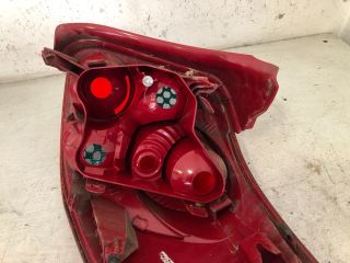 bontott PEUGEOT 207 Bal Hátsó Lámpa