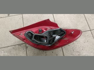 bontott PEUGEOT 207 Bal Hátsó Lámpa