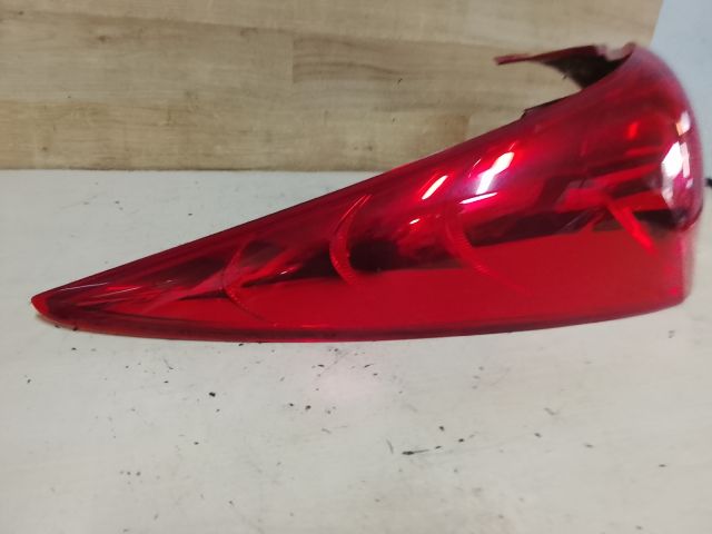 bontott PEUGEOT 207 Bal Hátsó Lámpa