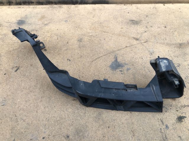 bontott PEUGEOT 207 Bal hátsó Lökhárító Tartó (Műanyag)