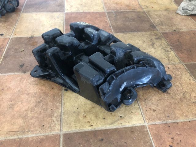 bontott PEUGEOT 207 Bal hátsó Lökhárító Tartó (Műanyag)