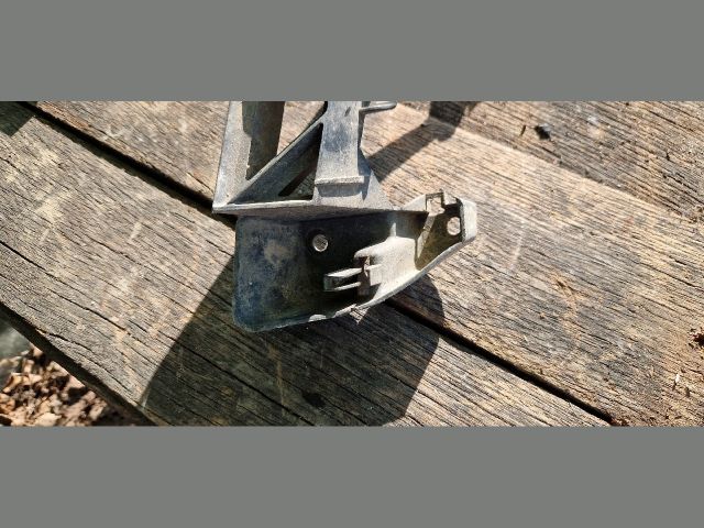 bontott PEUGEOT 207 Bal hátsó Oldal Lökhárító Tartó (Műanyag)