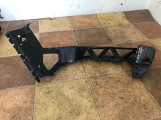 bontott PEUGEOT 207 Bal hátsó Oldal Lökhárító Tartó (Műanyag)