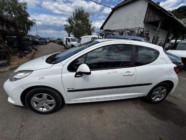 bontott PEUGEOT 207 Bal hátsó Sárvédő
