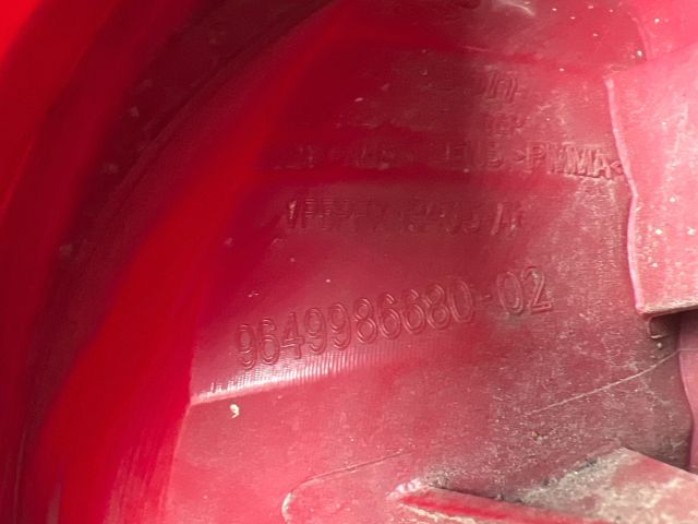 bontott PEUGEOT 207 Bal Külső Hátsó Lámpa