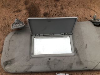 bontott PEUGEOT 207 Bal Napellenző