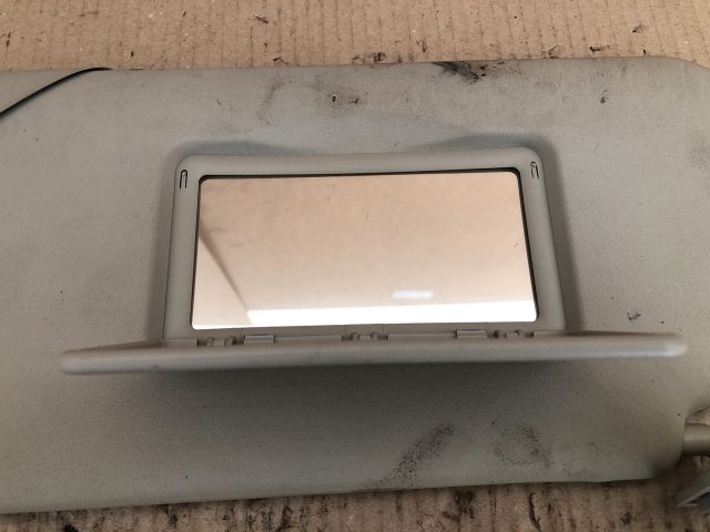 bontott PEUGEOT 207 Bal Napellenző