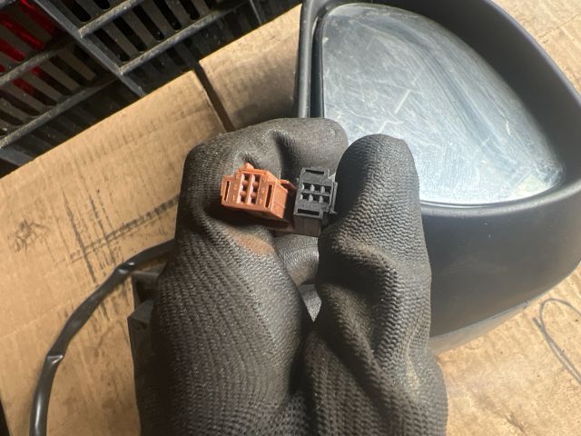 bontott PEUGEOT 207 Bal Visszapillantó Tükör (Elektromos)