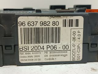 bontott PEUGEOT 207 Biztosítéktábla Utastér