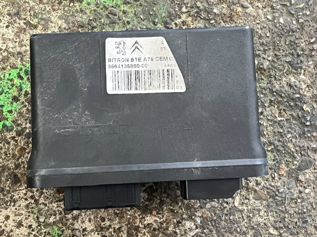 bontott PEUGEOT 207 Cabrio Tetővezérlő