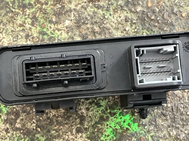 bontott PEUGEOT 207 Cabrio Tetővezérlő