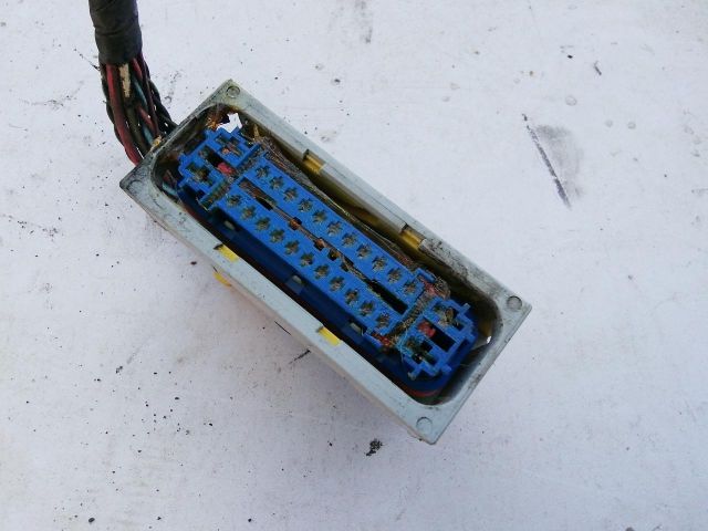 bontott PEUGEOT 207 Csatlakozó