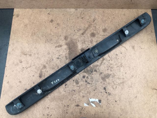 bontott PEUGEOT 207 Csomagtérajtó Díszléc